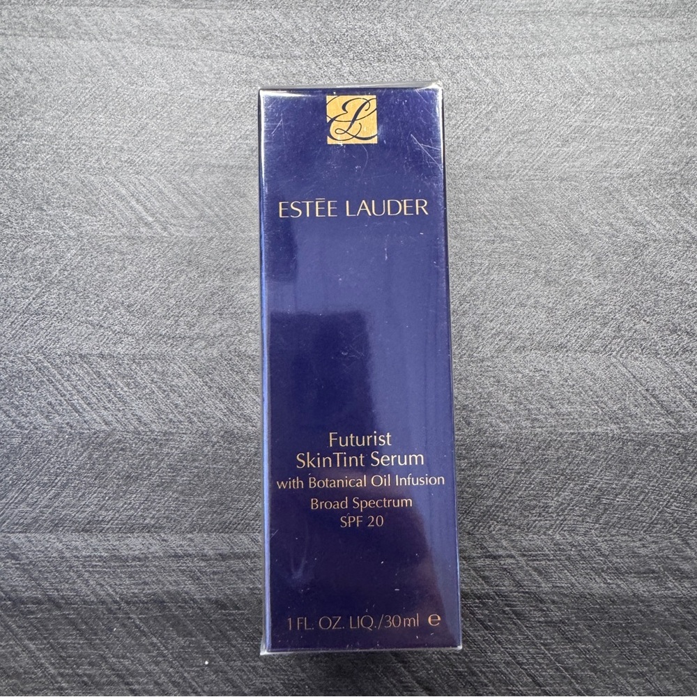 Estée Lauder Futurist Skin Tint Serum Foundation SPF 20 5W1 Bronze 30ml